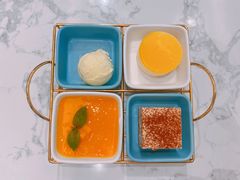 甜品四宫格-曼玉餐厅(中原万达店)
