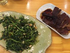 -乌镇那一年小院主题餐厅(甘泉西路店)