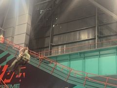 -极限PLAY运动娱乐新世界·团建派对潮玩休闲馆·室内蹦极高空游乐园