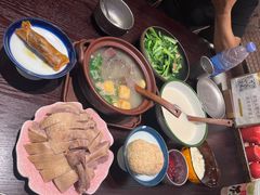 -古都历食南京菜·烤鸭·鸭血粉丝·汤包(南京博物院店)