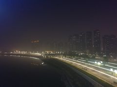 -南京眼步行桥
