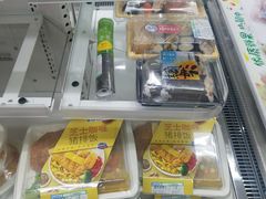 -全家便利店(杭州龙翔桥地铁站店)