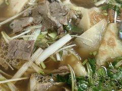 牛肉罩饼-清真·白家牛肉罩火烧老店(育才街店)