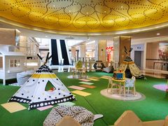 -红星美凯龙国际家居博览中心至尊mall停车场