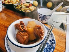 小笨鸡蘑菇锅-炮爷东北铁锅炖(棠安路店)