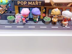 -泡泡玛特POPMART(上海环球港店)