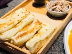 虾酱卷子-渔民船说·北塘海鲜·天津菜·海肠捞饭(北塘古镇店)