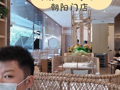 -东椰·海南椰子鸡火锅(朝阳门店)