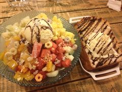 蜂蜜面包-Cafe Alice咖啡爱丽丝(奥城店)