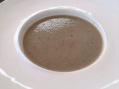 奶油松露野菌汤-MONICH牛排融合餐厅(和义大道购物中心店)