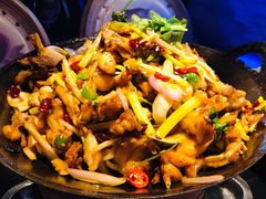 -西街夜油条·麻团包乌饭
