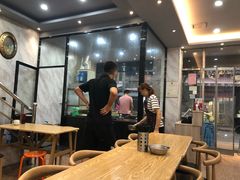 大堂-白翔甜食店
