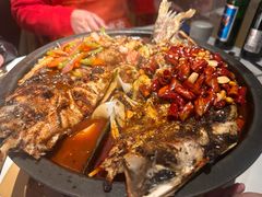 -鸣记脆皮烤鱼·海鲜烤鱼(三八广场店)