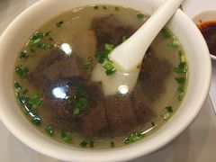 -月亮房·白斩鸡(娄山关路店)
