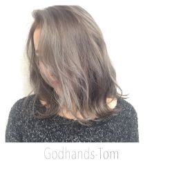 -God Hands发型设计复古会所