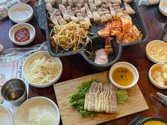 -Dombe豚(黑猪肉街店)