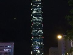 iphone_upload_pic-台北101
