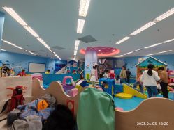 -孩子王童乐园(西安盛龙店)