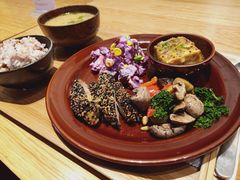 菌菇番茄酱汁烩牛肉饼-MUJI无印良品(深圳深业上城城市旗舰店)