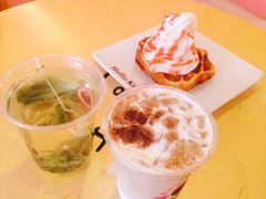 iphone_upload_pic-Hello Kitty Cafe(弘大店)