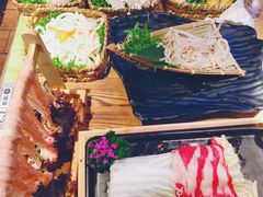 -湊湊火锅·茶憩(杭州湖滨银泰in77店)
