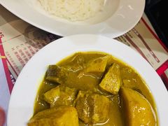 咖喱牛腩-華人 華星冰室(氹仔 店)
