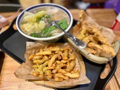 -云阿蛮云南生烫牛肉米线(奉贤路店)