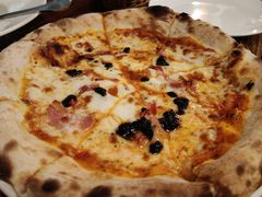 猪肉黑松露披萨-La Tavernetta(Bar à Vin)(乌鲁木齐路店)