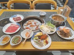 -锤头鲨毛肚海鲜烤肉自助餐厅(国购广场店)