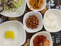 -贵宾庄炸酱面·韩式料理(高区店)