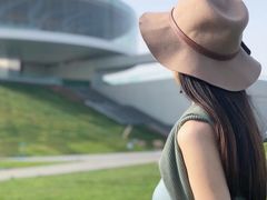 -郑东新区龙湖公共艺术中心