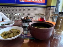 -黄泥岗·地道湖北菜(奥特莱斯店)