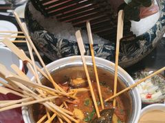 -红鼎豆捞·非遗鲍皇汤火锅(宝丰路店)