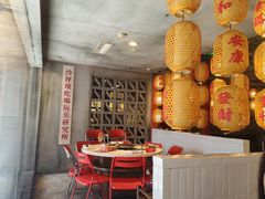 -红九格老火锅(三峡广场店)