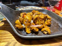 俄式煎蘑菇-米德维奇俄式西餐厅(西六道街店)