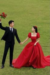 -雪中彩影婚纱摄影·微光艺术中心