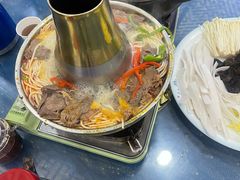 -撒拉人家.酸菜牦牛肉火锅