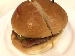 -香港新发烧腊茶餐厅(万象店)