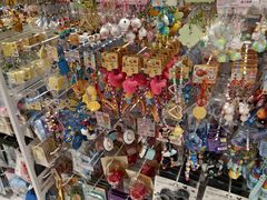 -名创优品(广东省广州琶洲保利广场店)