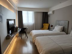 -白玉兰酒店(上海田子坊马当路地铁站店)