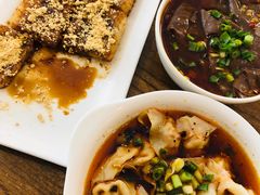 麻辣红油抄手-三生小馆(亭知路店)