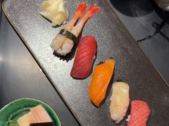 -雲上錢屋·地标景观(上海中心店)