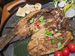 -老滇山寨•云南特色菜•地方菜•民族风情歌舞表演(金碧店)