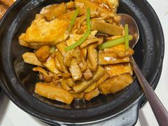 杂菌焖豆腐-凤凰楼酒家·粤宴点心(华强北店)