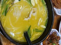 -桥香园过桥米线(国贸店)