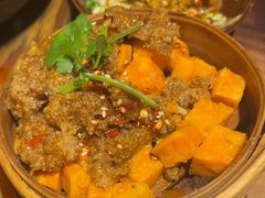 -有红鸡毛店·砂锅菜(抚琴夜市店)