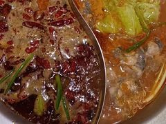 -沸炉重庆老火锅(军事博物馆店)