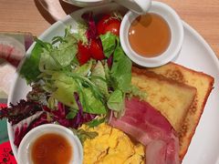 -必胜客(瑞虹店)