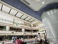 -冰纷万象滑冰场(二七万象城店)
