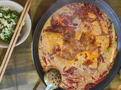 -黄潇洒老火锅(九眼桥宏济巷店)